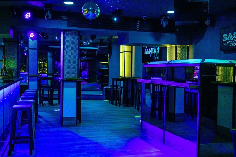 Saona Ibiza pub san antonio